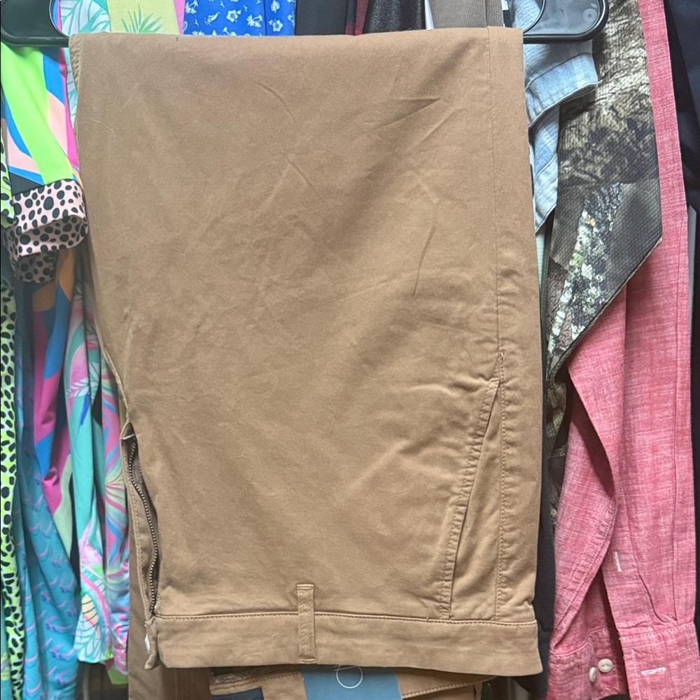 Classic Men's Brown Chinos